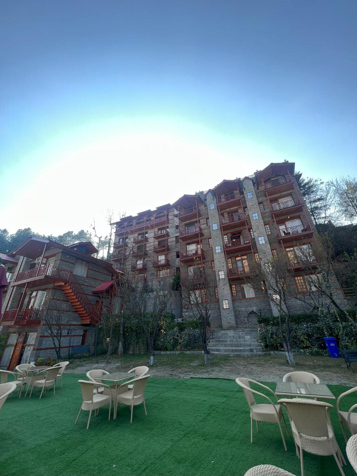Regenta Inn By Riverside Manali Exterior foto