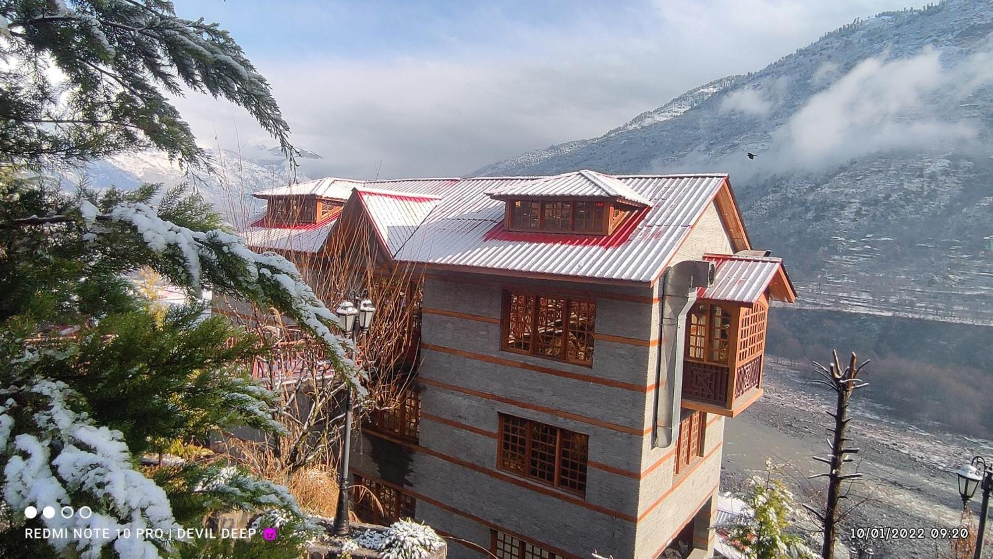 Regenta Inn By Riverside Manali Exterior foto